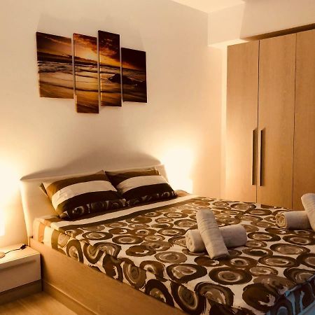 Eme Apartments Braşov Esterno foto