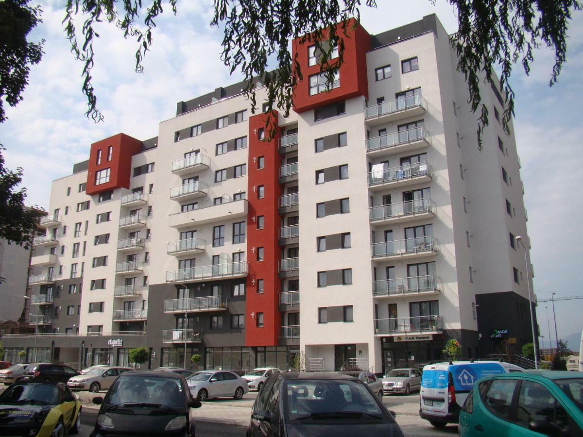 Eme Apartments Braşov Esterno foto