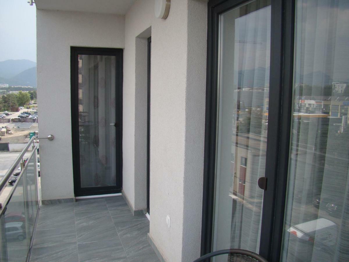Eme Apartments Braşov Esterno foto