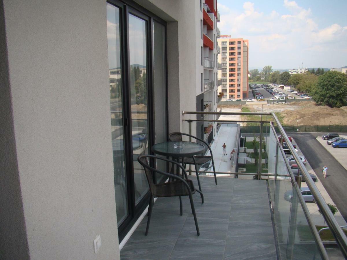 Eme Apartments Braşov Esterno foto
