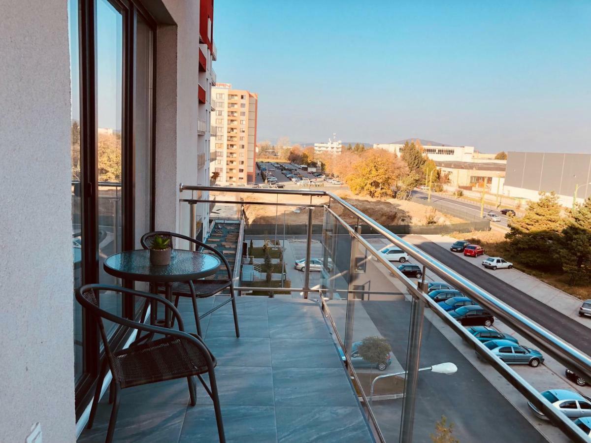 Eme Apartments Braşov Esterno foto